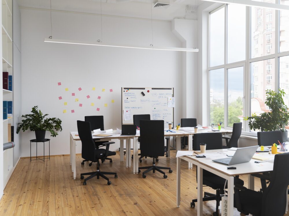 empty-room-with-chairs-desks